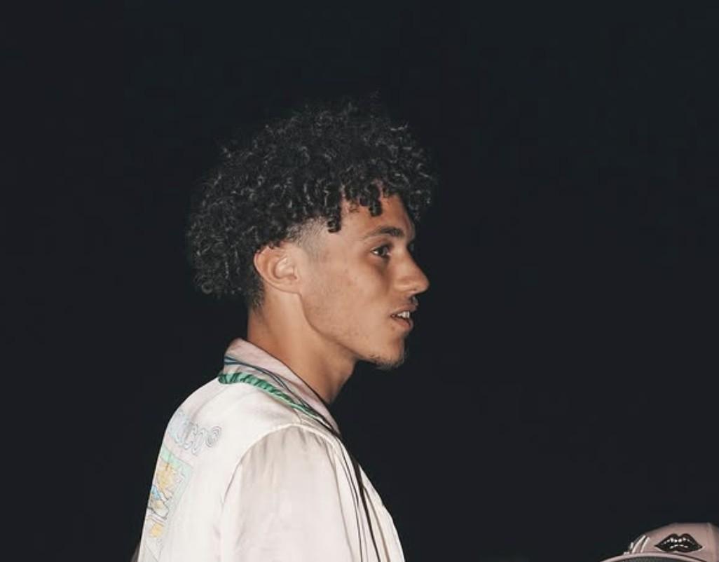 在线竞猜-德天空：勒沃库森仍想引进阿克利乌什，但自认机会不大