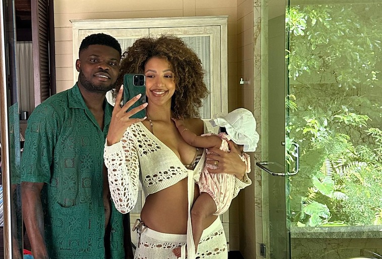 🤯进球网独家：托马斯原计划今天举行婚礼，结果昨天被指控强奸