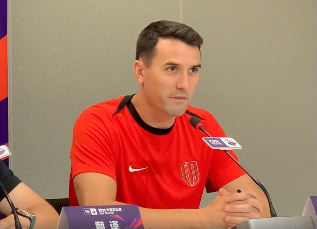 周定洋：这赛季我们对足协杯投入百分百专注，明天没有退路
